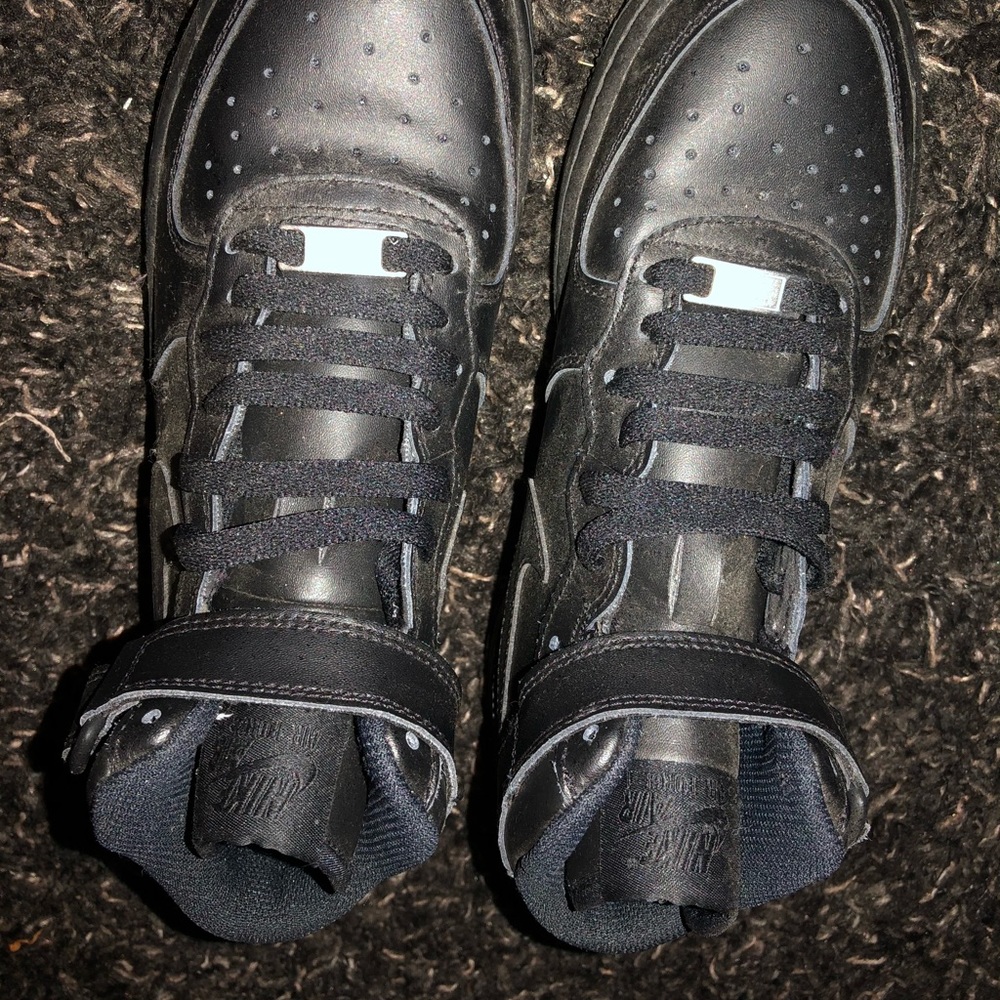Nike Airforce 1 high tops all black